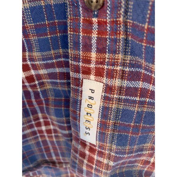 Savane Men's Plaid Button-Down Shirt Size Medium Long Sleeve‎ Blue/Red - Picture 2 of 8